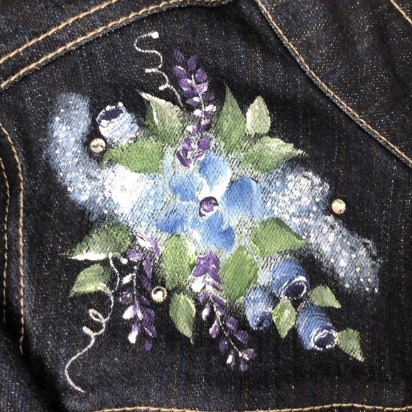 Hand-painted Blue & White Floral Dark Denim Jean Jacket Rivets & Bows - Size L - Picture 3 of 5
